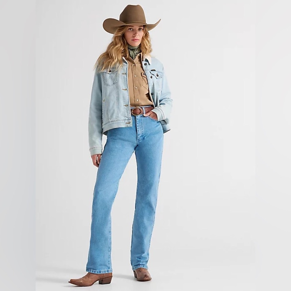 Wrangler Cowboy Cut Slim Fit Blue Denim Jeans, size 1, Antique Wash